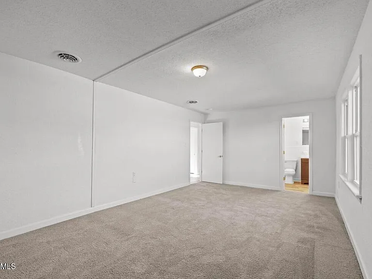 113 Mexico Rd #1 — Photo 21