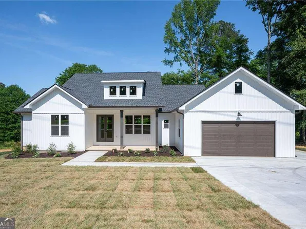 554 McDaniel Station Rd SW, Calhoun, GA 30701