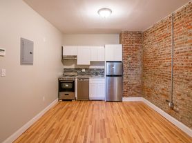 1126 E Passyunk Ave