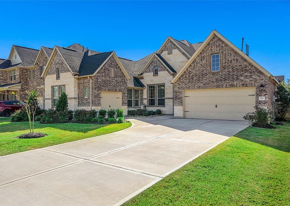 1st image of 17410 Farm Garden Ln