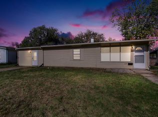207 Prentice Dr, New Carlisle, OH 45344