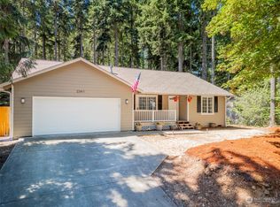 22411 Bluewater Dr SE, Yelm, WA