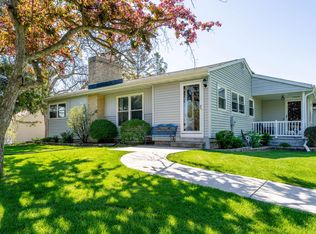 N75W15747 Colony Rd, Menomonee Falls, WI 53051