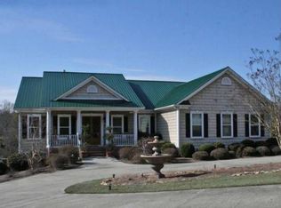 722 Catchpoint Dr, Rock Hill, SC 29732
