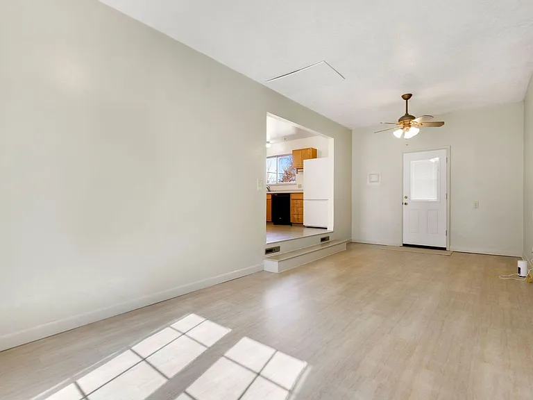 404 Cornell Ave — Photo 12