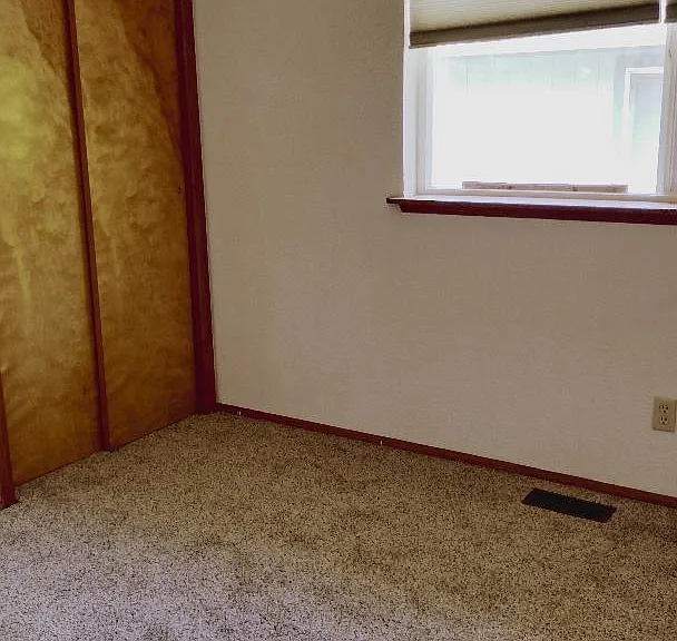 112 Rainier Ave S #A — Photo 4