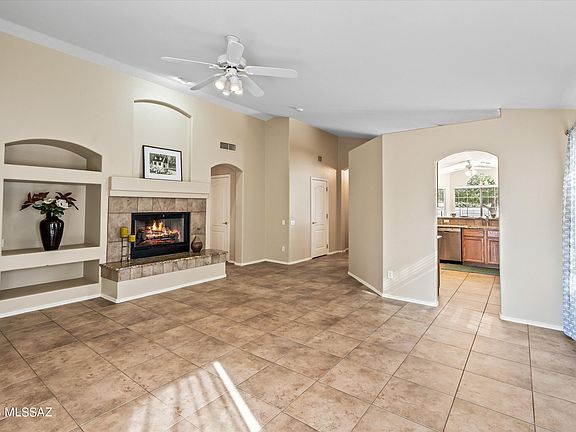 5th image of 9099 N Ironwood Bluffs Ln