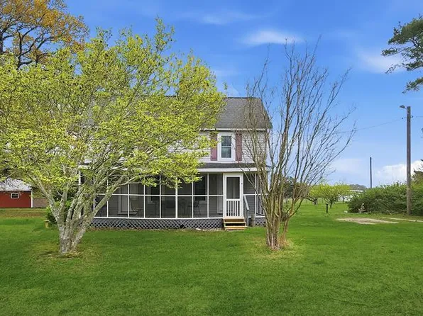 21415 Cherrix Ln, Accomac, VA 23301