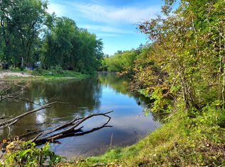 N River St, Evart, MI 49631