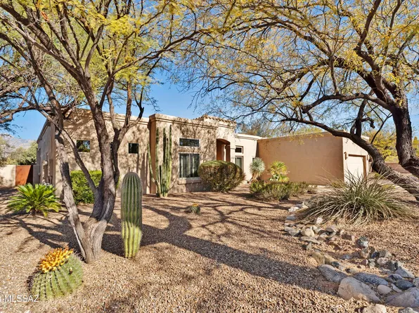 8879 E Bear Paw Pl, Tucson, AZ 85749
