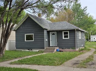 705 11th St SW, Huron, SD 57350