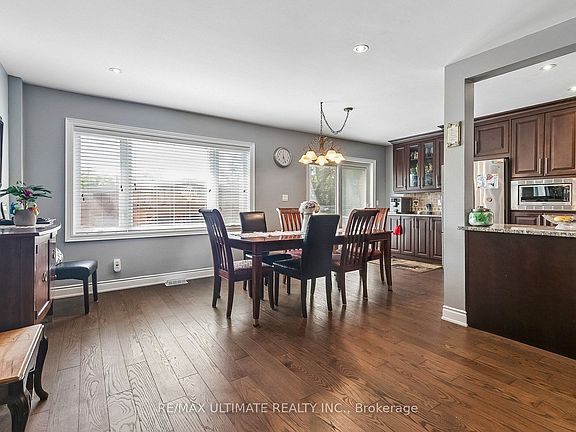 3rd image of 75 Giltspur Dr