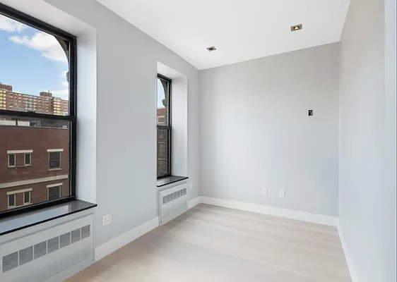 Rented by REAL New York | media 34