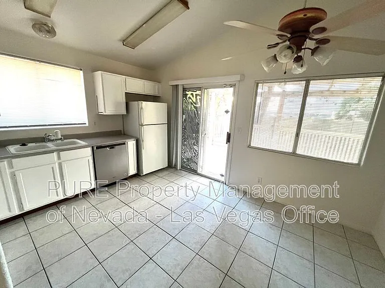 5716 Grand Entries Dr — Photo 24