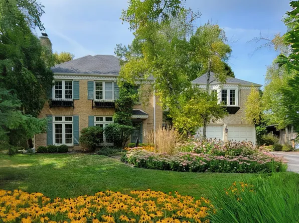 9089 North Bayside DRIVE, Bayside, WI 53217