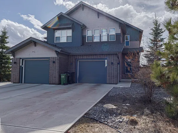 720 Charlesworth Way SW, Edmonton, AB T6X 2E9