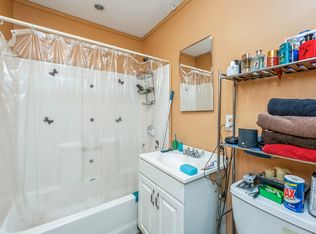 206 Balcom Ave, Bronx, NY 10465