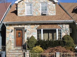 902 82nd St, North Bergen, NJ 07047