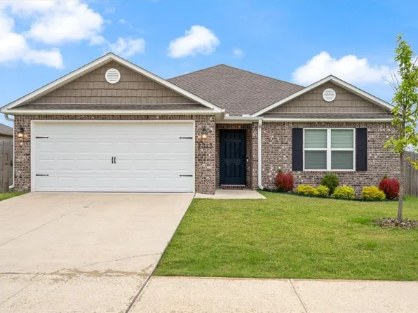 2213 E Fennec St, Siloam Springs, AR 72761