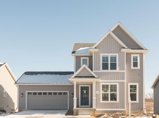 1243 Crane Meadow Way, Sun Prairie, WI 53590