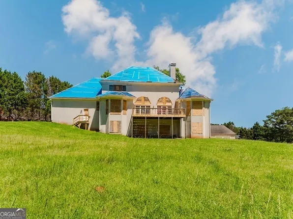 145 Windy Ridge Ct, Fayetteville, GA 30214