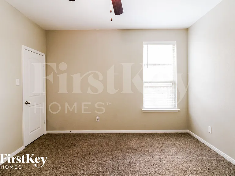 4410 Brenta Mountain Ln — Photo 10