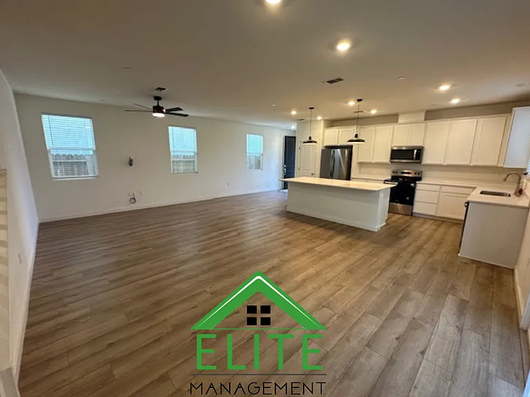 1525 Bluegill Way — Photo 9