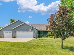 1125 Park Dr, Paxton, IL 60957