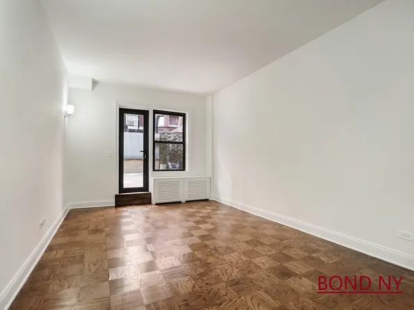 235 West 22nd Street image 1 of 5