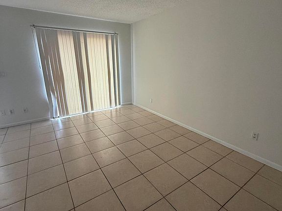 3rd image of 633 Executive Center Drive #L202