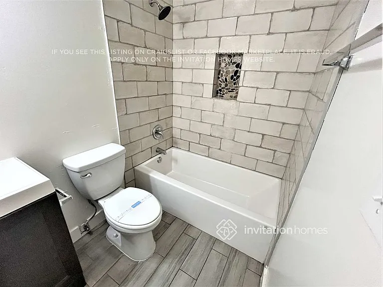 4309 N 72nd Ln — Photo 17