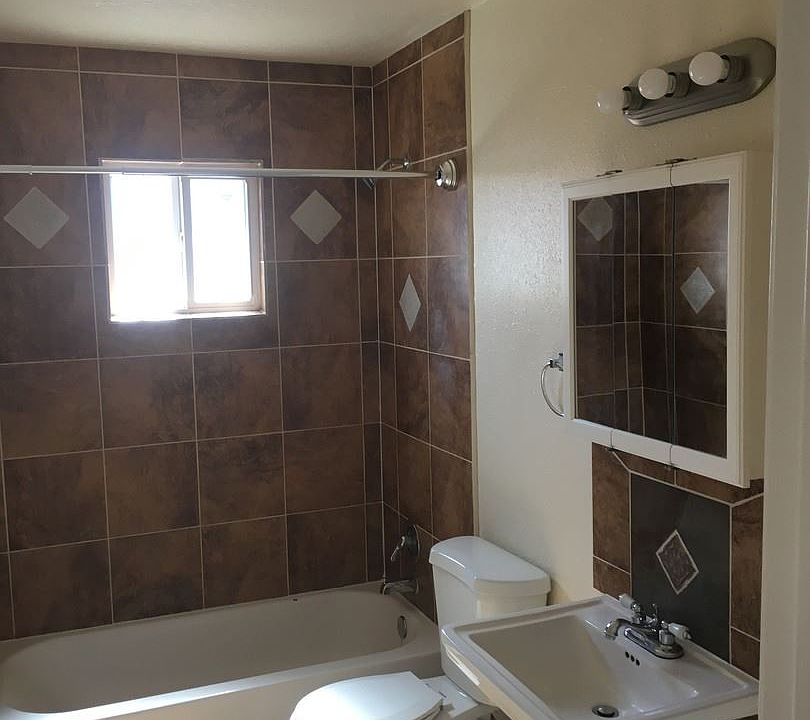 2nd image of 210 Charleston St NE APT C