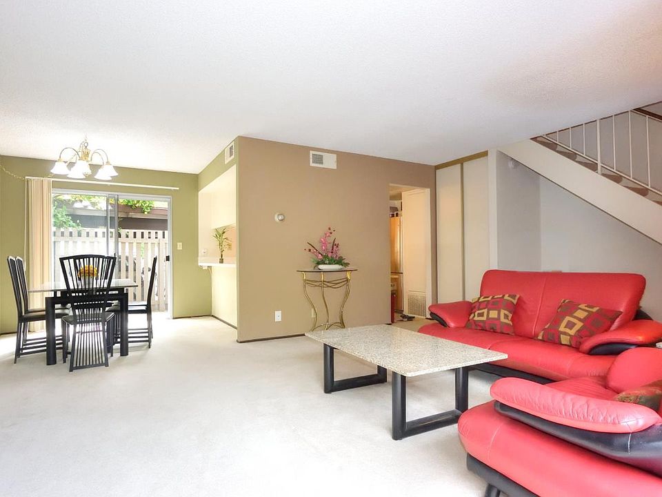1st image of 21094 White Fir Ct