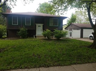 425 Hillcrest Dr, Polk City, IA 50226