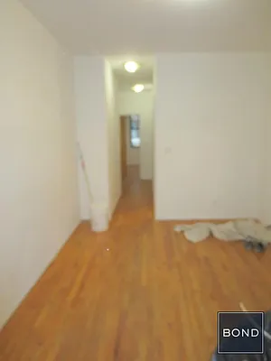 Rented by Bond New York | media 13