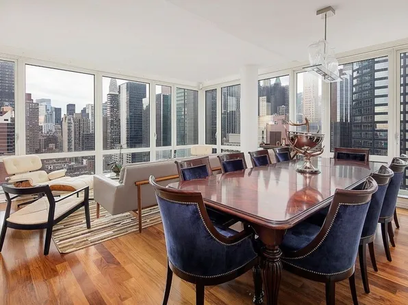 250 East 53rd Street image 1 of 10
