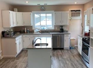 210 Oakhurst Rd, Oakhurst, NJ 07755