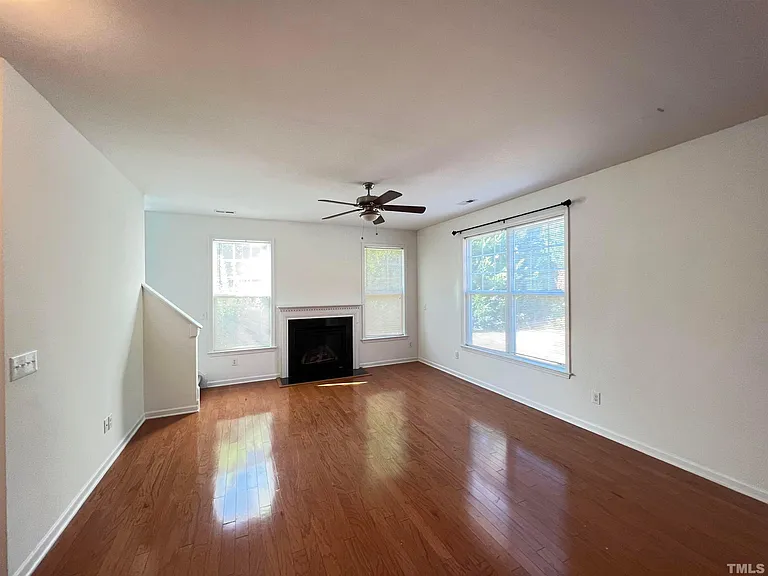 3113 Sentinel Ferry Ln — Photo 2