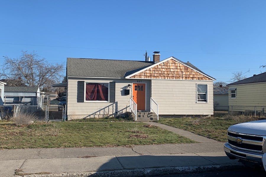 1st image of 527 E Walton Ave