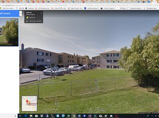 10404 Michael Todd Ter APT 1W, Glenview, IL 60025