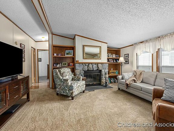 5th image of 7444 Old Hickory Dr NE