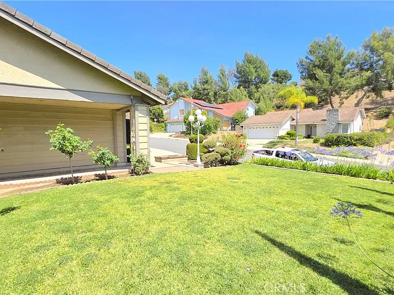 21355 Chirping Sparrow Rd — Photo 28