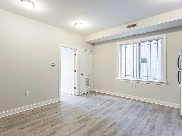 1707 Master Street — Photo 15