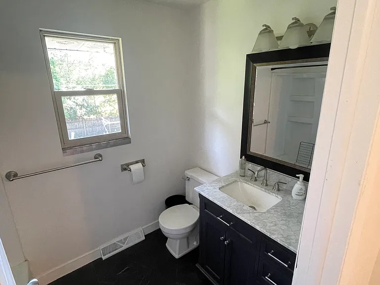 9309 Florence Dr — Photo 2