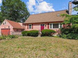 30 Crimson Rd, Billerica, MA 01821