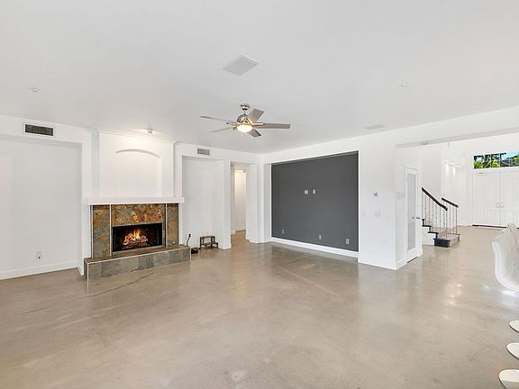 5th image of 18573 Doral Way