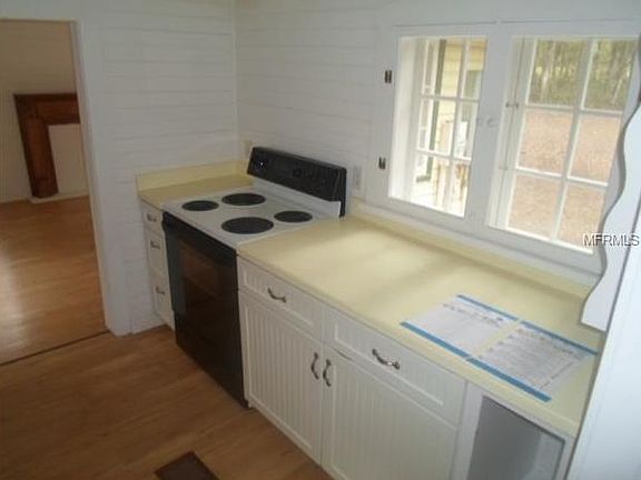 5th image of 18400 Howell Dr