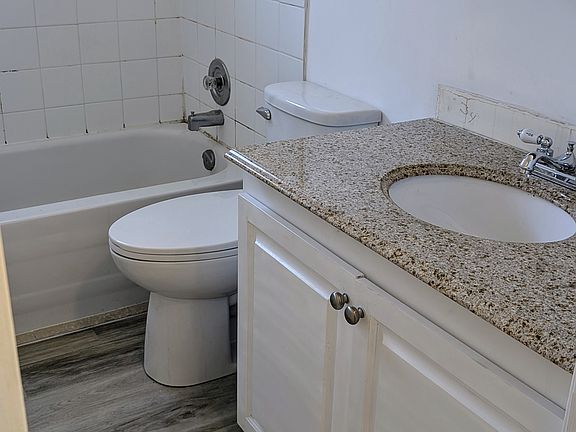 5th image of 265 Macdonnell St #6