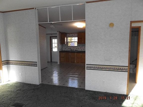 3rd image of 230 Hialeah Dr
