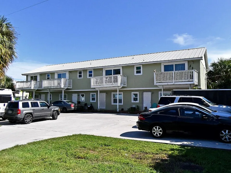 1807 Saint Lucie Ct #C